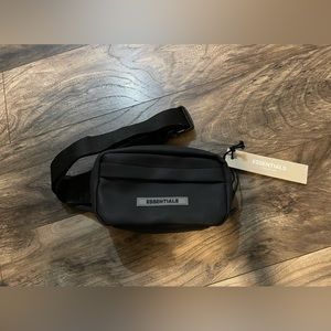 FEAR OF GOD ESSENTIALS BELT BAG
